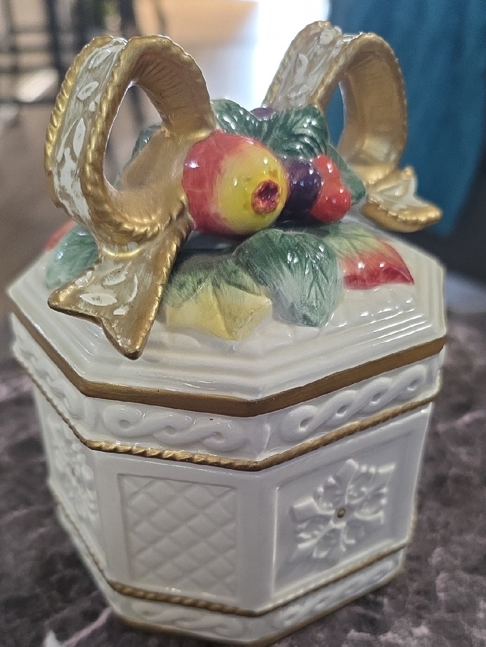 White and Gold Decorative Porcelain Trinket Box with Fruit Accent